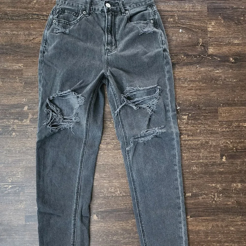 American Eagle Jeans Womens 00 Black Mom Relaxed Distressed 26x27‎